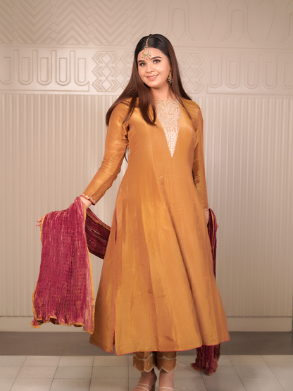 Golden Maroon Aura Set