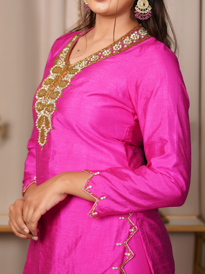 Gulabi Noor – Pink Kurta Set
