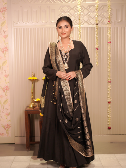 Midnight Noir Handcrafted Anarkali Set