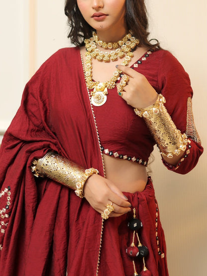Regal Rustique – Maroon Chanderi Set