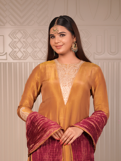 Golden Maroon Aura Set