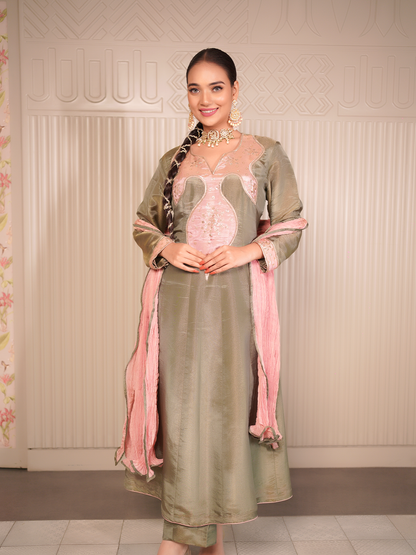 Blush Olive Elegance Set