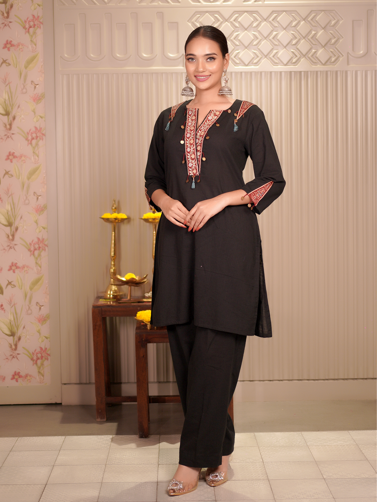 Kaajra – Black Kurta Set